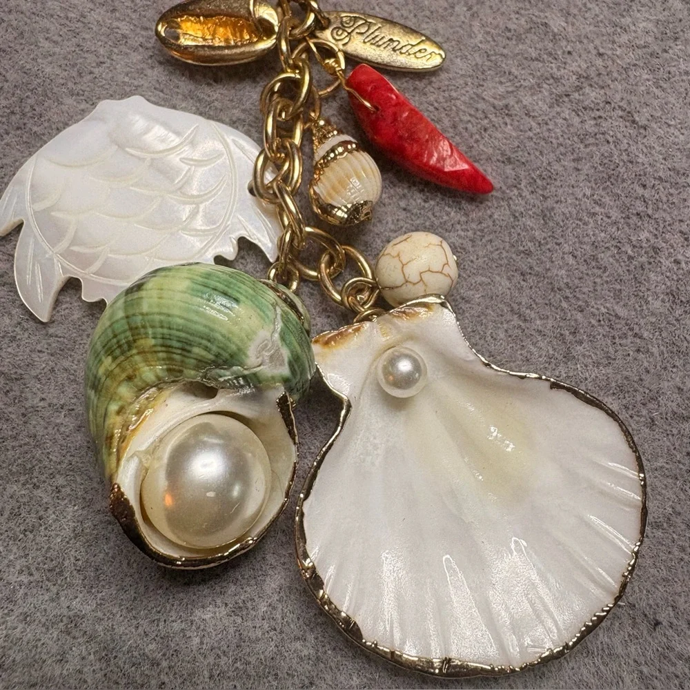 Plunder Bag Purse Charm Fish Shell Gold - Picture 5 of 9